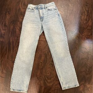 Abercrombie 90’s Straight Ultra High Rise Jeans - 27 (4R) - Light Wash